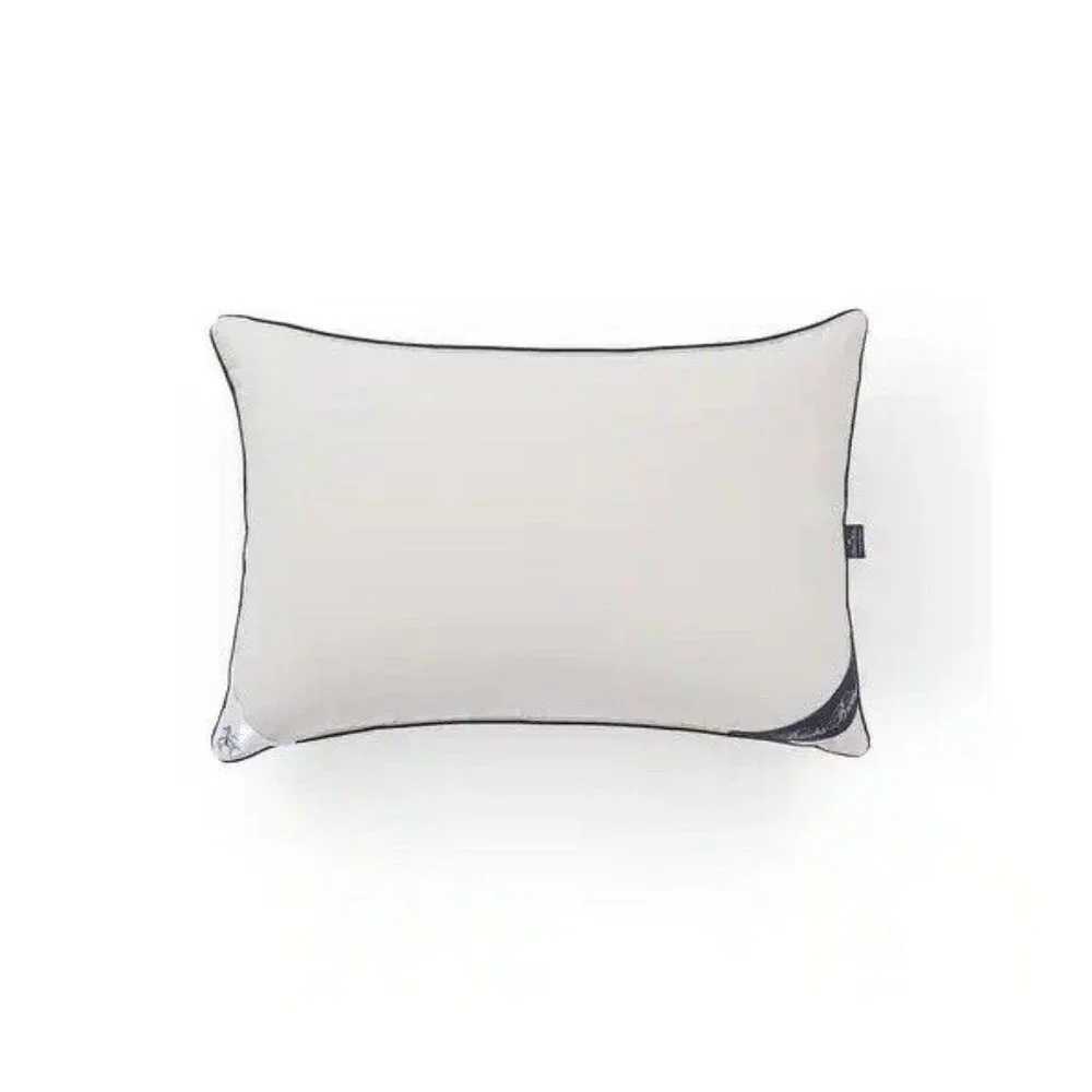Brooks Brothers 10% Goose Down 90% feathers Queen Size Bed Pillow 20”x30”